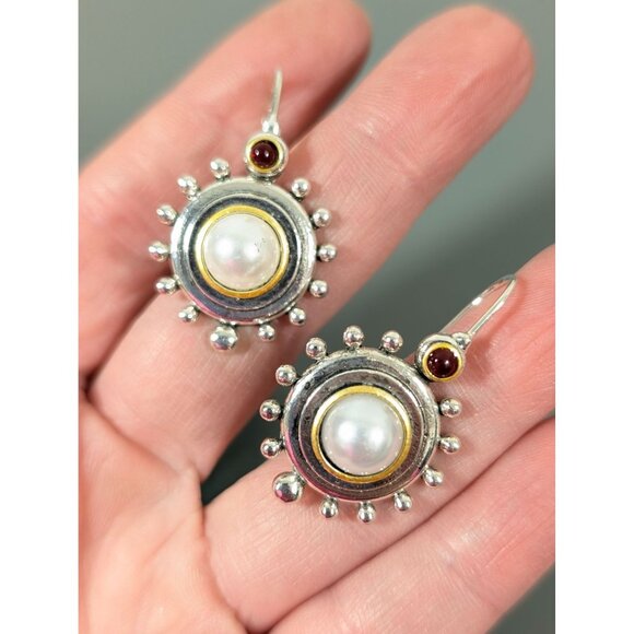 White Faux Pearl Modernist Earrings Two Tone Red Drop Chic Atomic - Picture 8 of 8